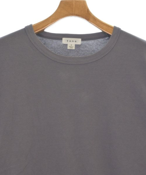 tone เสื้อยืด/เสื้อท็อปส์