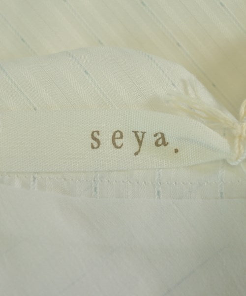 Seya กระโปรงยาวถึงเข่า