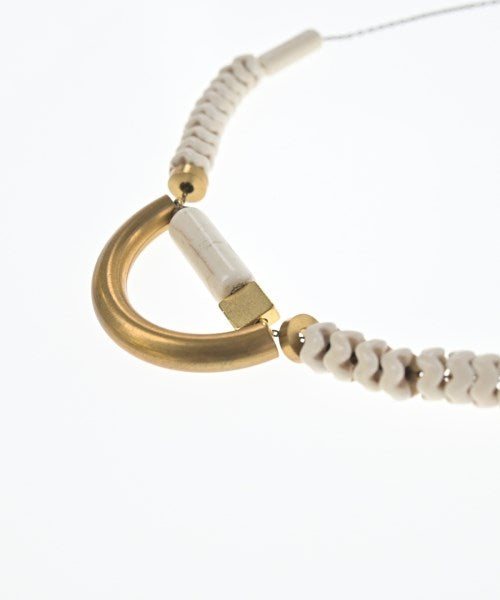 David Aubrey สร้อยคอ