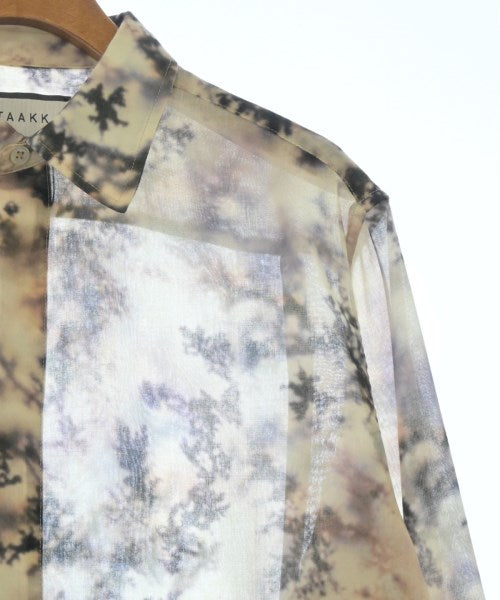 Taakk เสื้อลำลอง