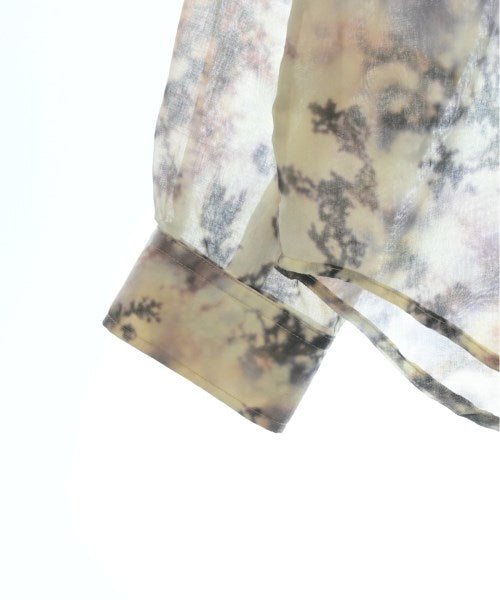 Taakk เสื้อลำลอง