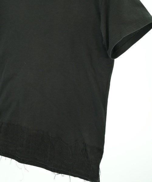 Taakk เสื้อยืด/เสื้อท็อปส์