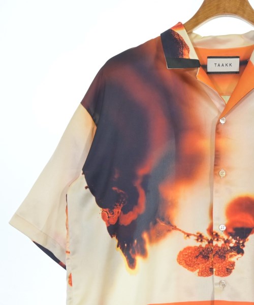 Taakk เสื้อลำลอง