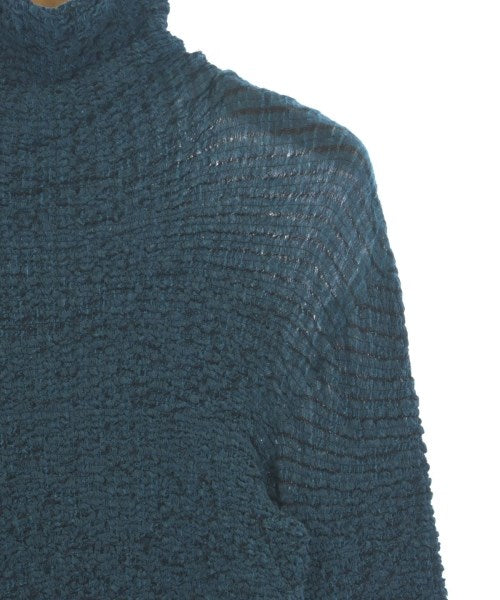 Taakk เสื้อลำลอง