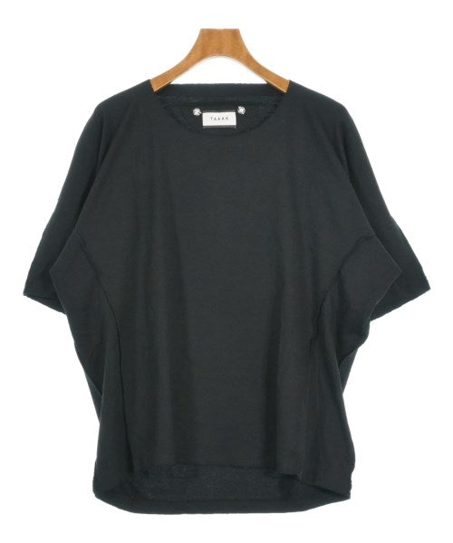 Taakk เสื้อยืด/เสื้อท็อปส์