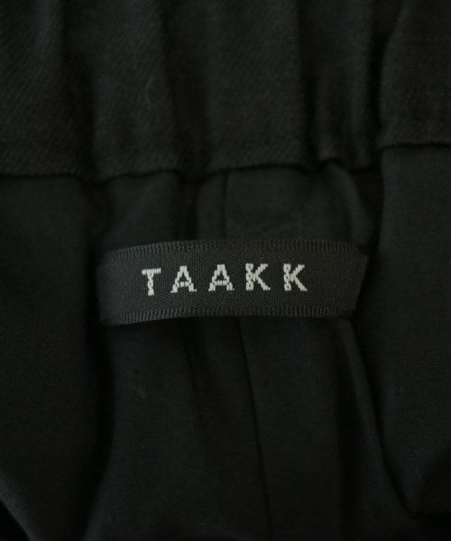 Taakk กางเกงขาสั้น