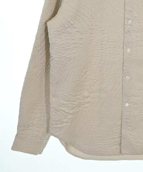 Taakk เสื้อลำลอง
