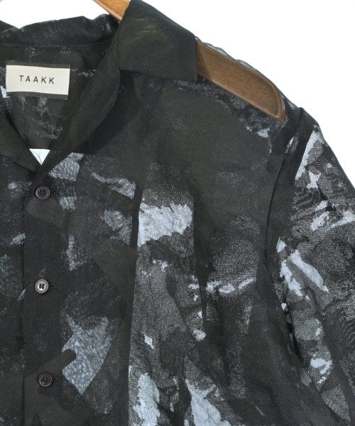 Taakk เสื้อลำลอง