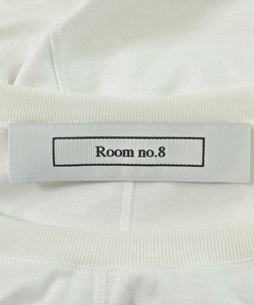ROOM NO.8 เสื้อยืด/เสื้อท็อปส์