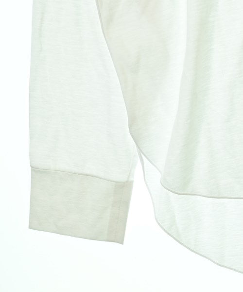 ROOM NO.8 เสื้อยืด/เสื้อท็อปส์