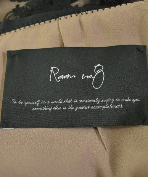 ROOM NO.8 กระโปรงยาวถึงเข่า