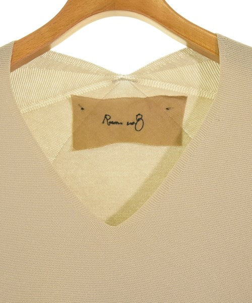 ROOM NO.8 เสื้อกันหนาว