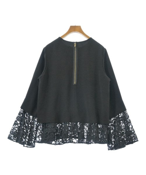 ROOM NO.8 เสื้อสตรี