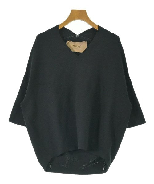 ROOM NO.8 เสื้อกันหนาว