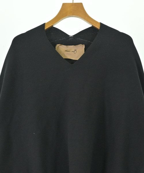 ROOM NO.8 เสื้อกันหนาว