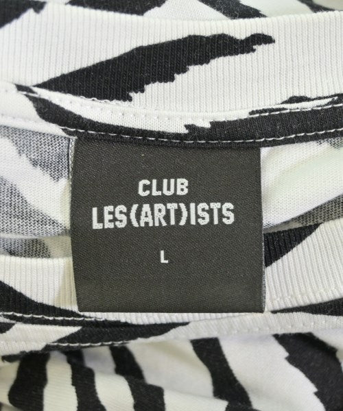 LES(ART)ISTS เสื้อยืด/เสื้อท็อปส์
