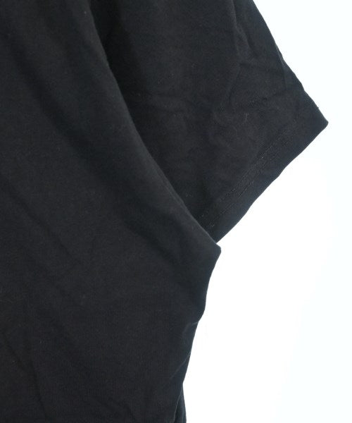 LES(ART)ISTS เสื้อยืด/เสื้อท็อปส์