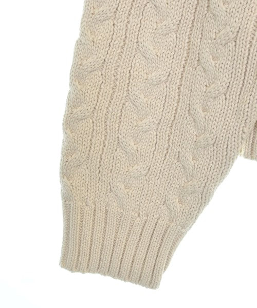 URU เสื้อกันหนาว