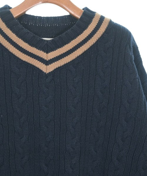 URU เสื้อกันหนาว