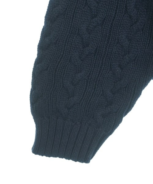 URU เสื้อกันหนาว