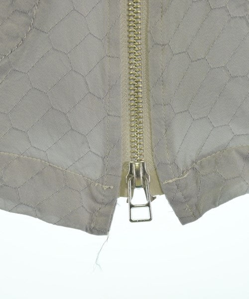 URU แจ็คเก็ตเบลาส์ อื่น