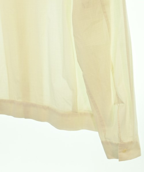 URU เสื้อลำลอง