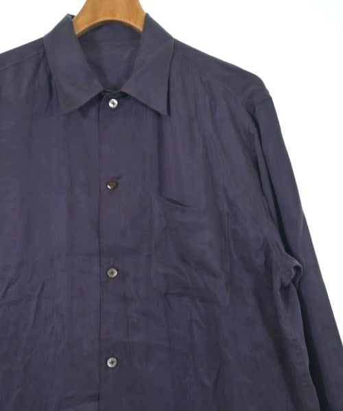 URU เสื้อลำลอง