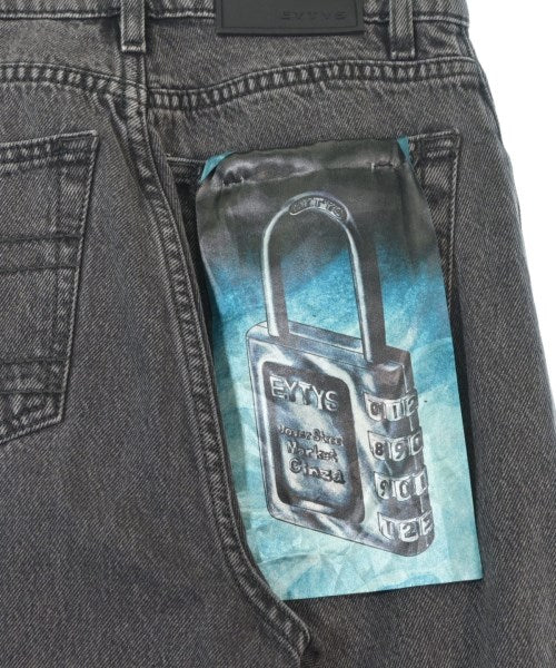 Eytys ยีนส์