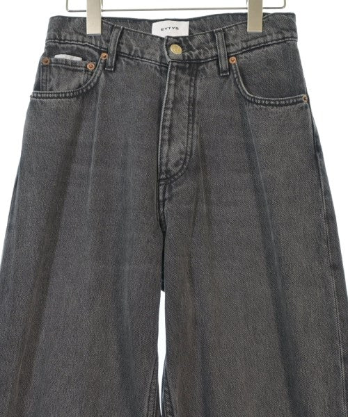 Eytys ยีนส์