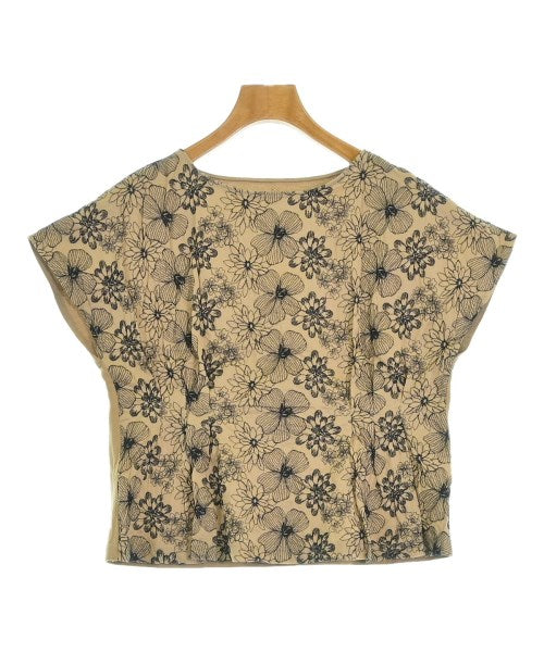 malla เสื้อยืด/เสื้อท็อปส์