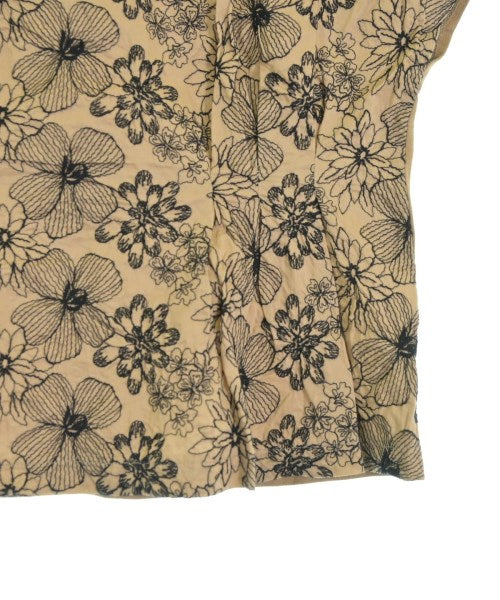 malla เสื้อยืด/เสื้อท็อปส์