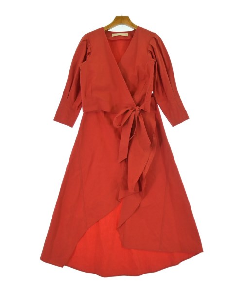 LEINWANDE ชุดสูทแบบครบเซต (อื่นๆ)