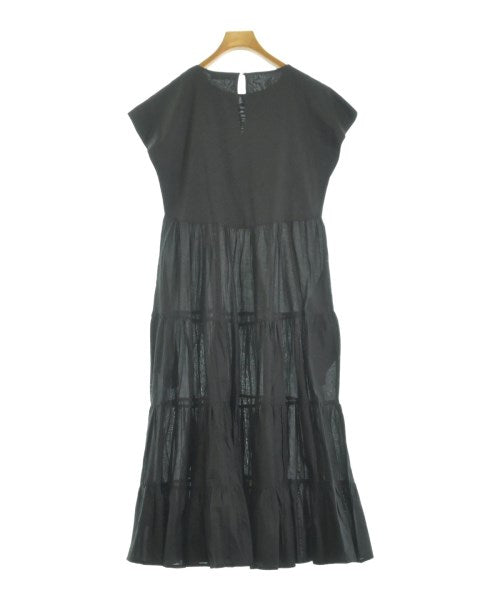 Merlette ชุดเดรส