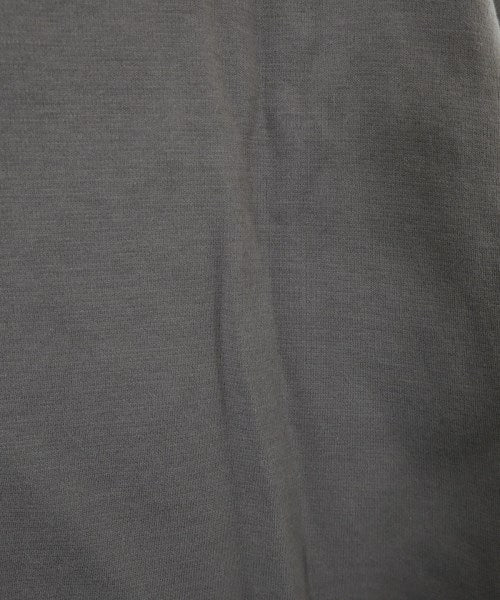 ebure เสื้อยืด/เสื้อท็อปส์