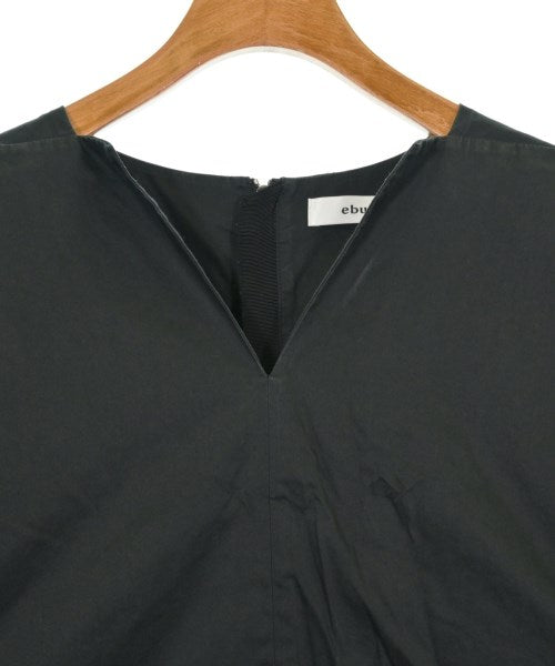 ebure เสื้อสตรี