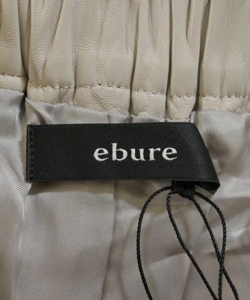 ebure กางเกงขาสั้น