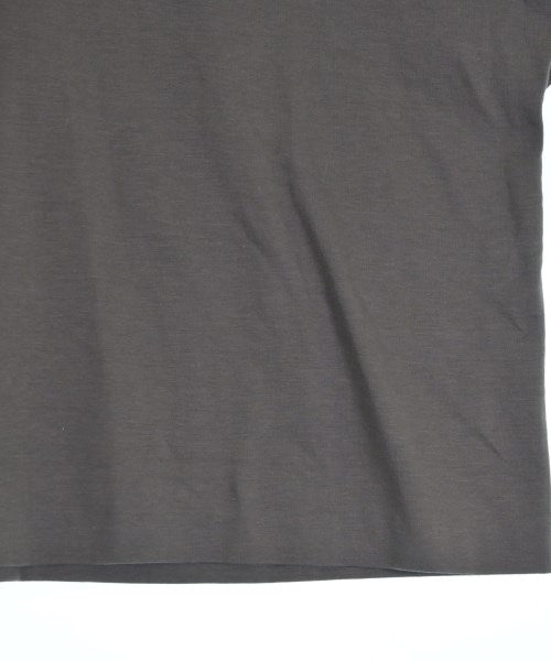 ebure เสื้อยืด/เสื้อท็อปส์