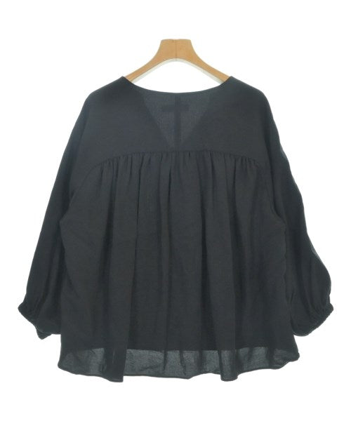 ebure เสื้อสตรี