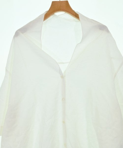 ebure เสื้อสตรี