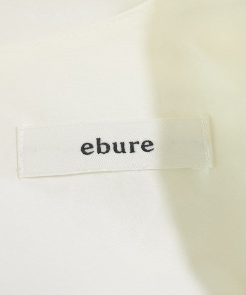 ebure เสื้อสตรี