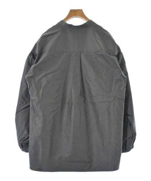 ebure เสื้อสตรี