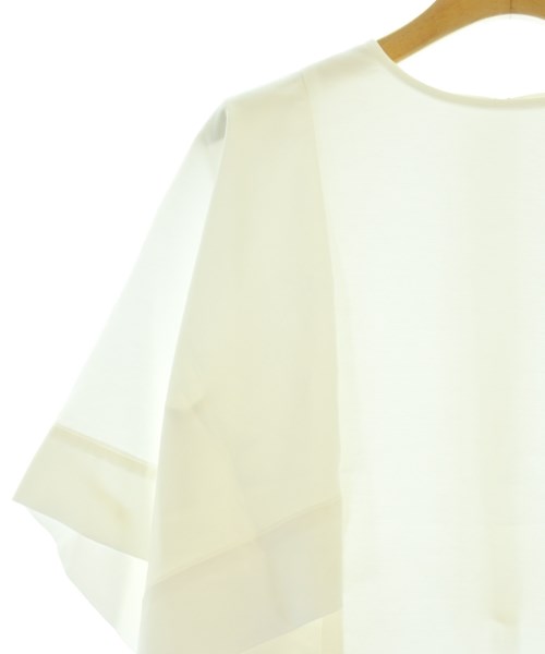 ebure เสื้อสตรี