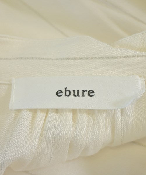 ebure เสื้อสตรี
