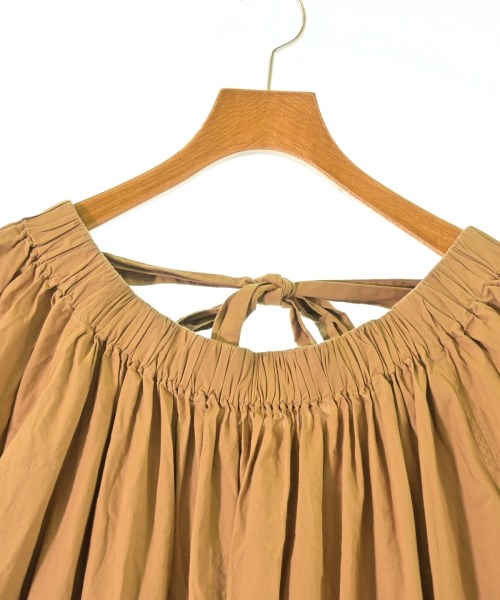 Sara mallika ชุดเดรส