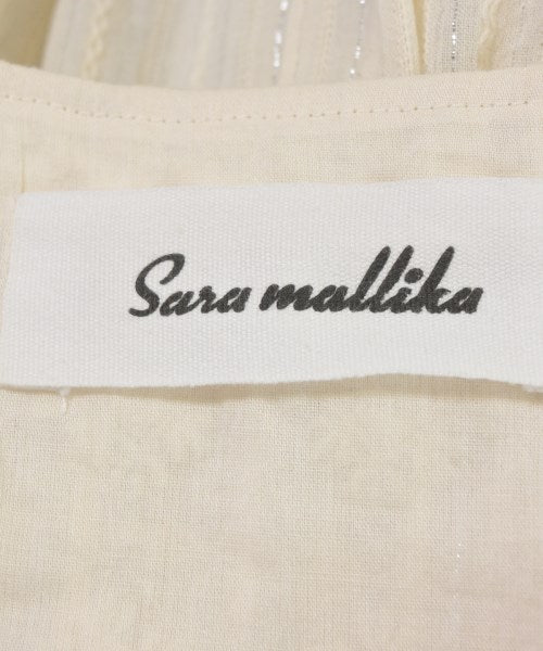 Sara mallika เสื้อกั๊ก