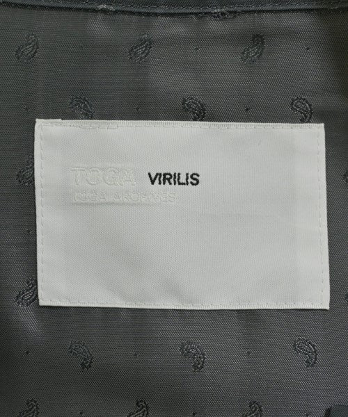 TOGA VIRILIS เสื้อลำลอง