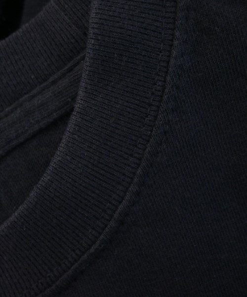 TOGA VIRILIS เสื้อยืด/เสื้อท็อปส์
