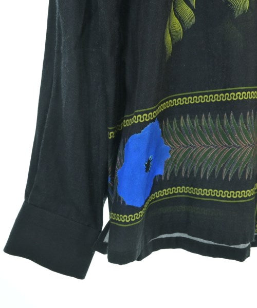 TOGA VIRILIS เสื้อลำลอง