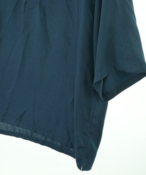 TOGA VIRILIS เสื้อลำลอง