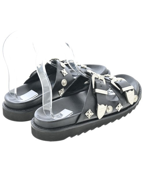 TOGA VIRILIS รองเท้าแตะ